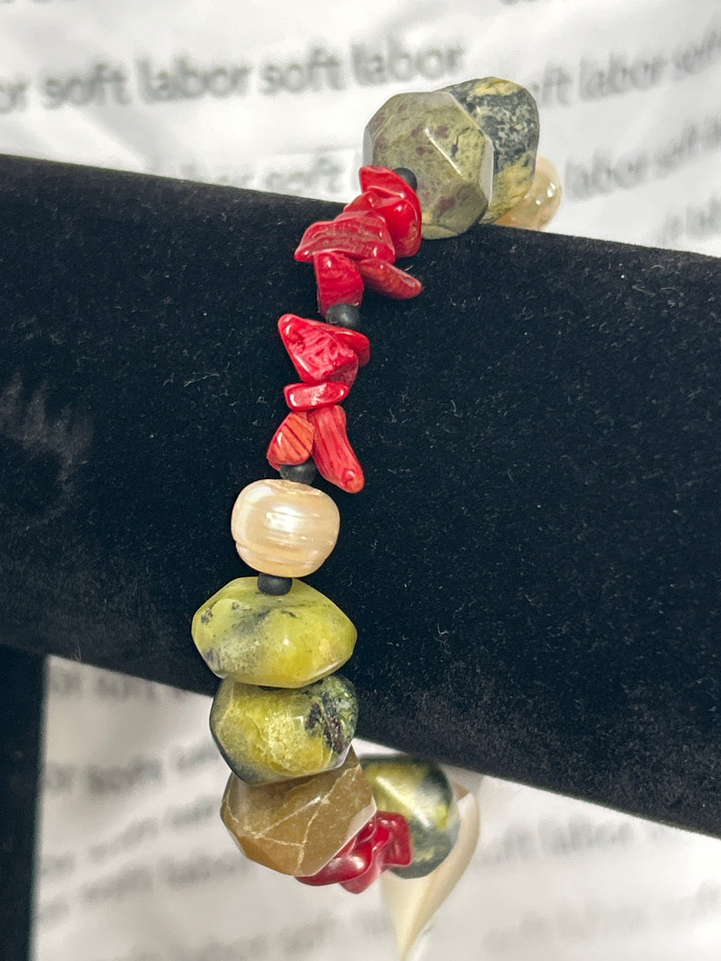 upcycled free palestine strung bracelet (pearl, coral, serpentine)