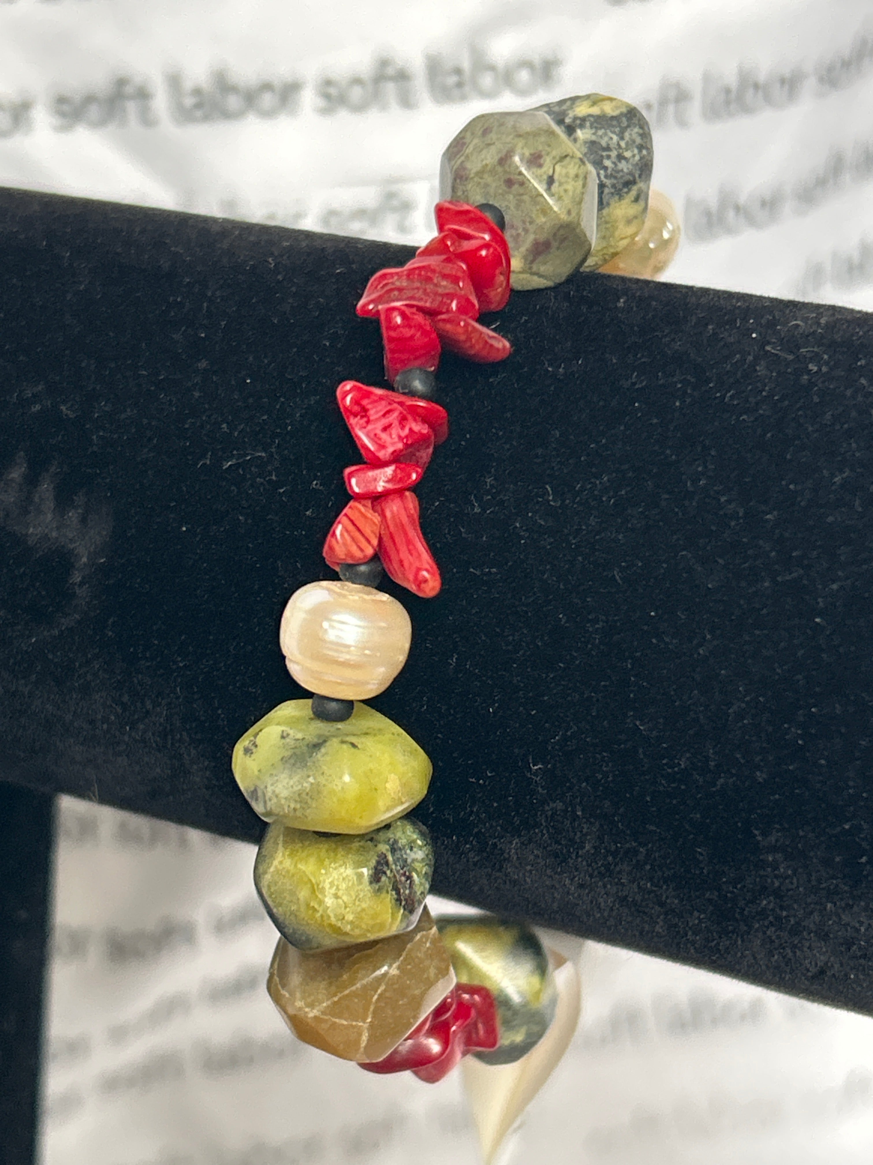 upcycled free palestine strung bracelet (pearl, coral, serpentine)